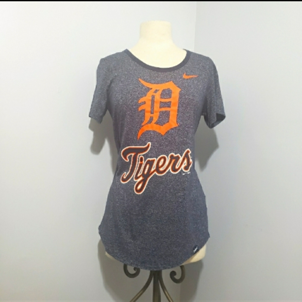Nike Tee Athletic cut Detroit Tigers Size S
